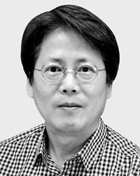 [세상 읽기]극우 정치 대 정체성 정치