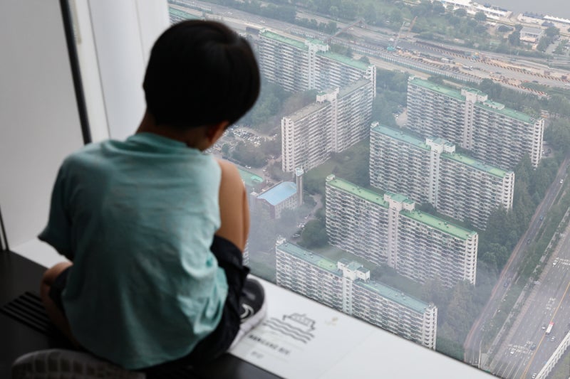 ‘대출 6억 제한’ 일단 효과…서울 아파트 거래량 65% 급감