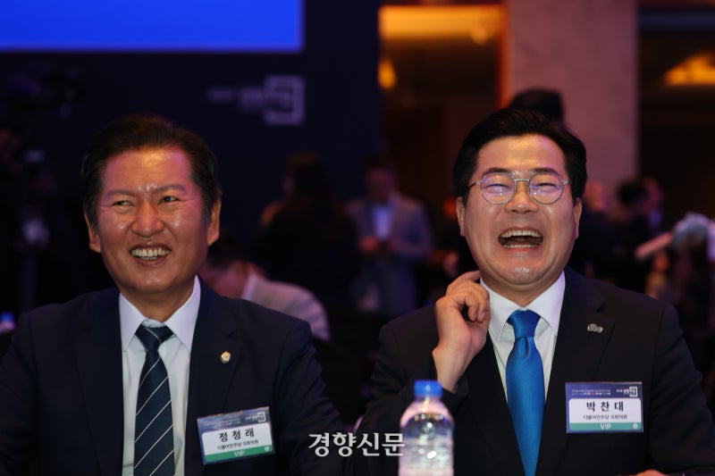 정청래·박찬대 차기 <b>민주당</b> 대표 후보 등록…본격 <b>당권 레이스</b> 돌입