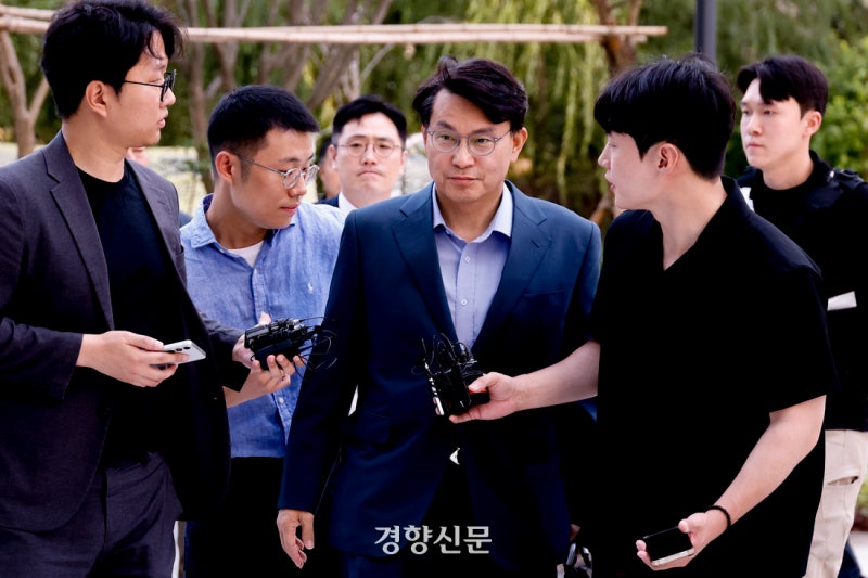 김건희 특검, 윤석열 부부 ‘<b>공천 개입 의혹</b>’ <b>윤상현</b> 소환 조사