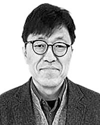 [정동칼럼]이재명, 김영삼 재산공개에서 배워야
