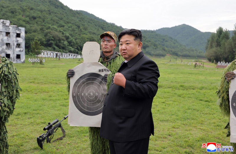 [사설]김정은 전승절 방중, 한반도 외교 여파 예의주시해야