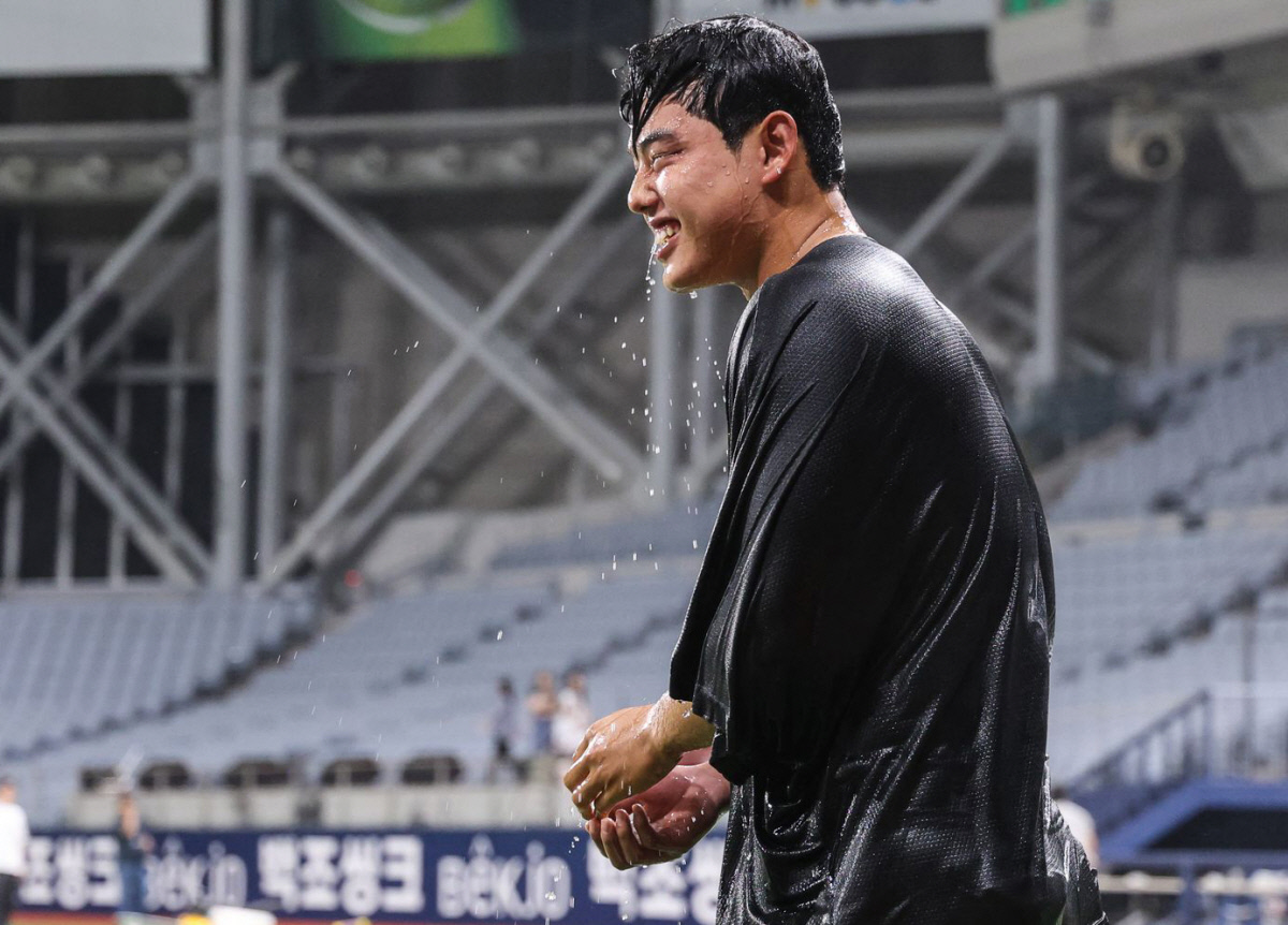 ‘첫 10승’ 한화 문동주 “첫 가을까지 힘 충분”