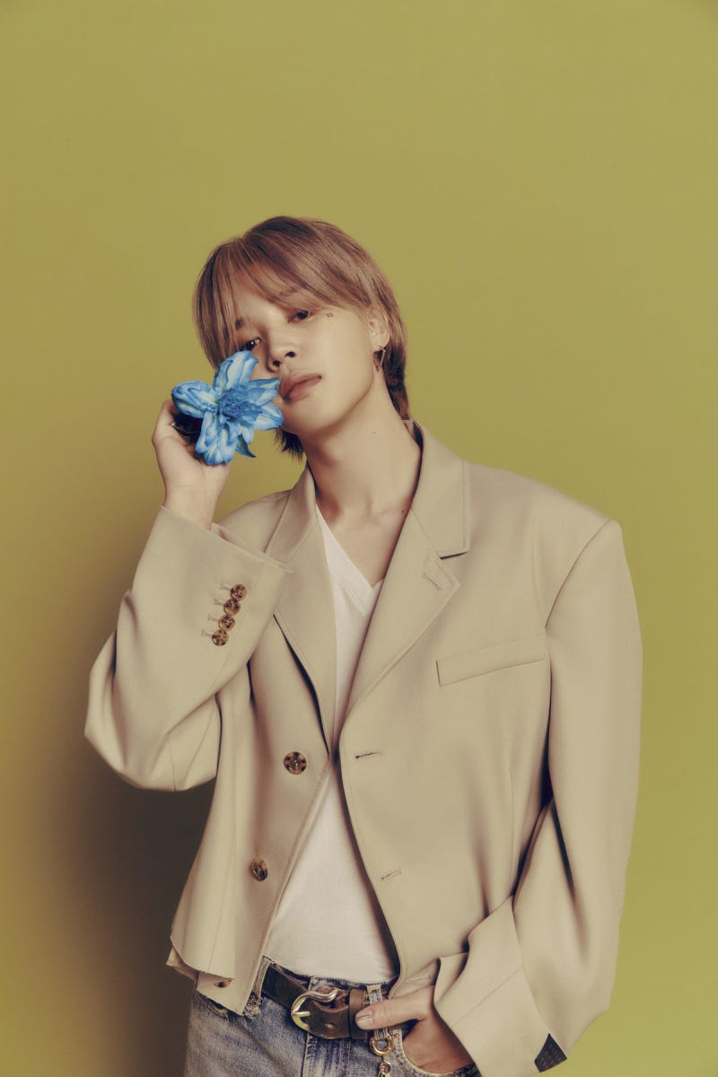 빅히트 “BTS <b>지민</b>·<b>송다은</b> 과거 인연, 현재 <b>교제</b> 않아”···첫 공식입...