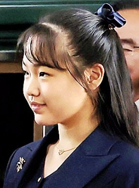 열병식 참석 안 한 딸 김주애, 방중 ‘후계자 수업 일환’ 분석