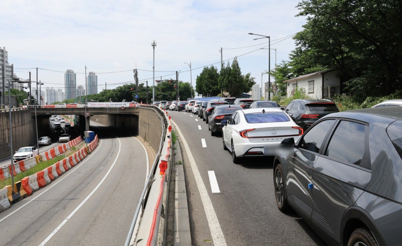 ‘교통지옥’ 만든 <b>서부간선도로 평면화</b>···서울시, 잠정<b>철회</b>