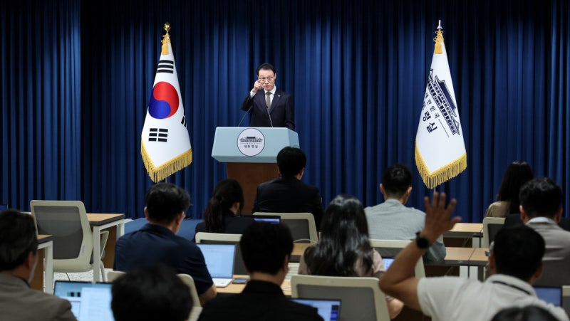 이 대통령, 11일 회견도 ‘각본’ 없다…명함 뽑기로 즉석 질의응답