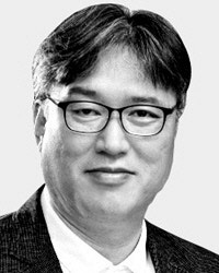 [역사와 현실]코드 인사와 승진의 논리