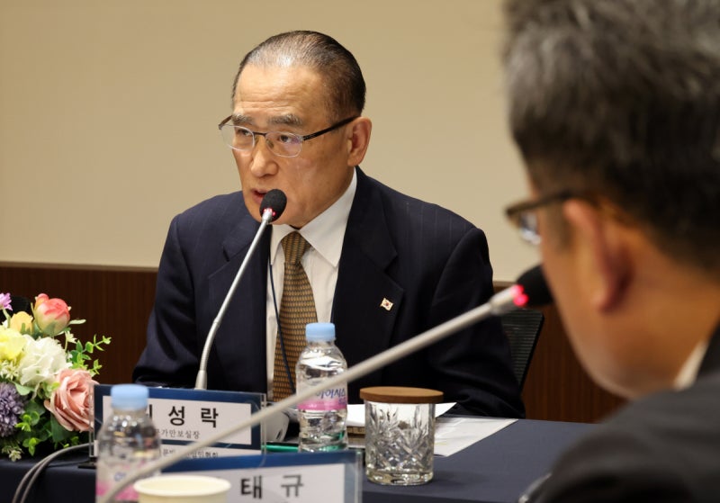 위성락 “한·미 관세, 감당할 수 있는 협상이어야”