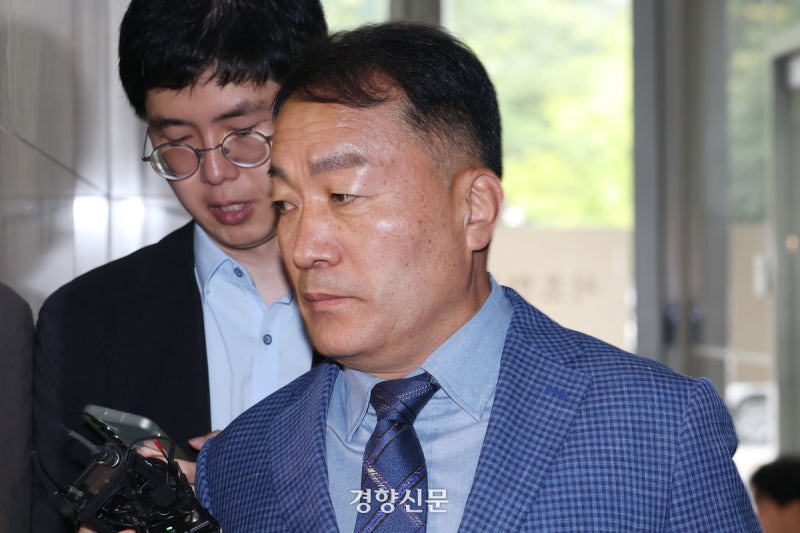 <b>채상병 특검</b>, 국방부 검찰단 과학수사과 <b>압수수색</b>…‘<b>김계환</b> 휴대폰’...