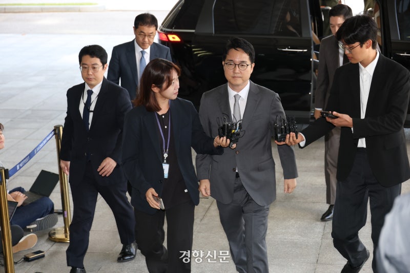 공수처, ‘<b>딸</b> 부당<b>채용</b> 의혹’ <b>심우정</b> 전 검찰총장·외교부 압수수색