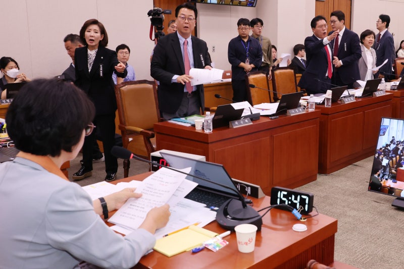 법사위, 내달 15일 대법원 현장검증 <b>국정감사</b>···오늘 <b>조희대 청문회</b>...