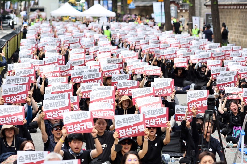 [사설] ‘교사 참정권’ 보장하고 ‘교실 정치화’는 없게 해야