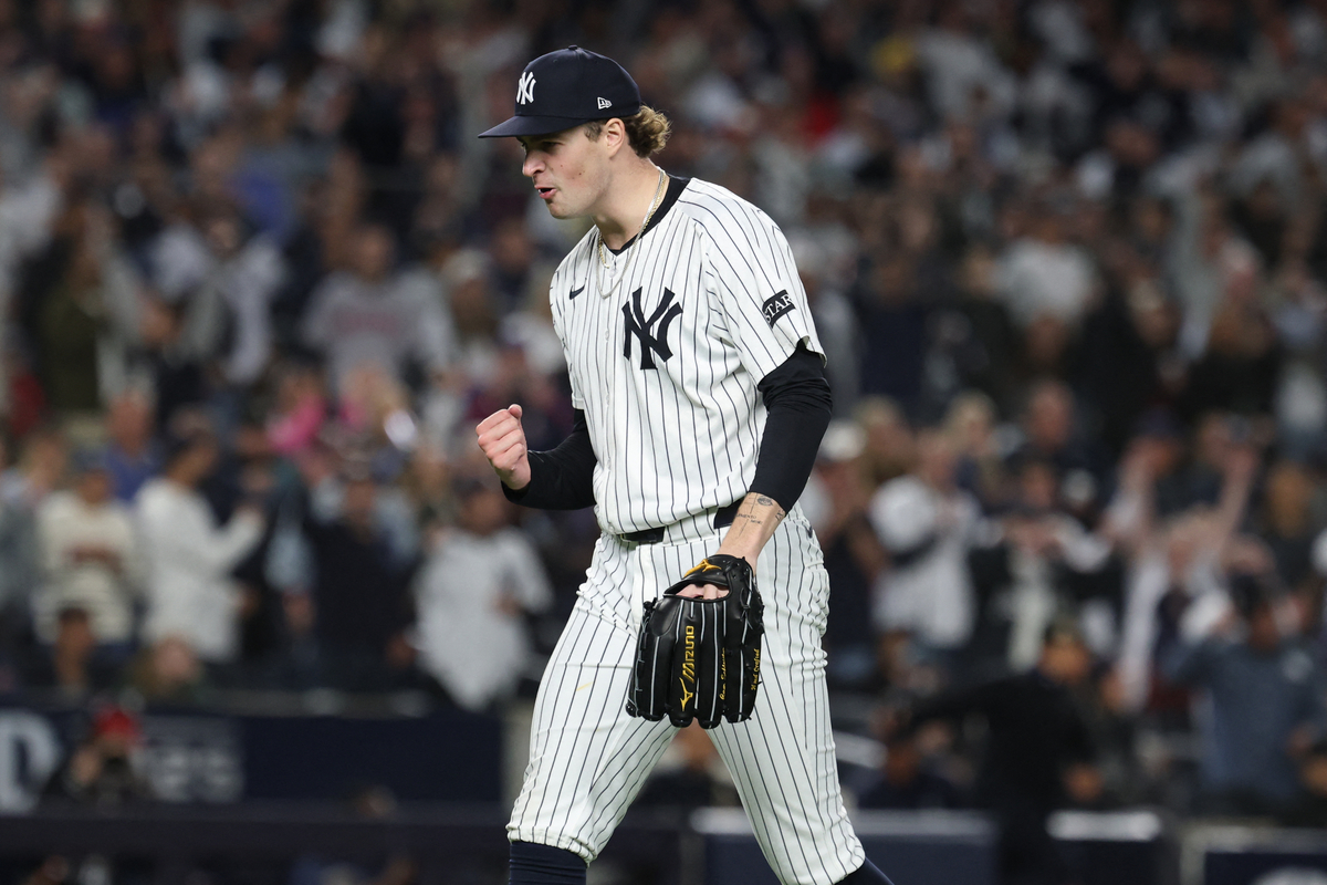 ‘미쳤다’ 24세 신인이 8이닝 12K, MLB 역사에 남을 PS 대호투··· 양키...