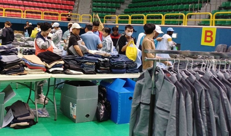 세월호 유족·전태일 동료·익명의 시민…하나로 모인 ‘온기’