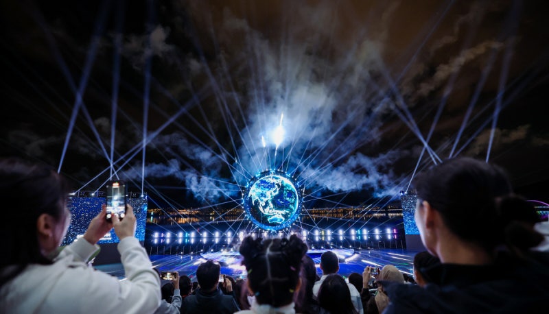 빛으로 수놓은 ‘천년고도’…APEC 정상회의 앞두고 ‘낮보다 아름다운 경주의 밤’