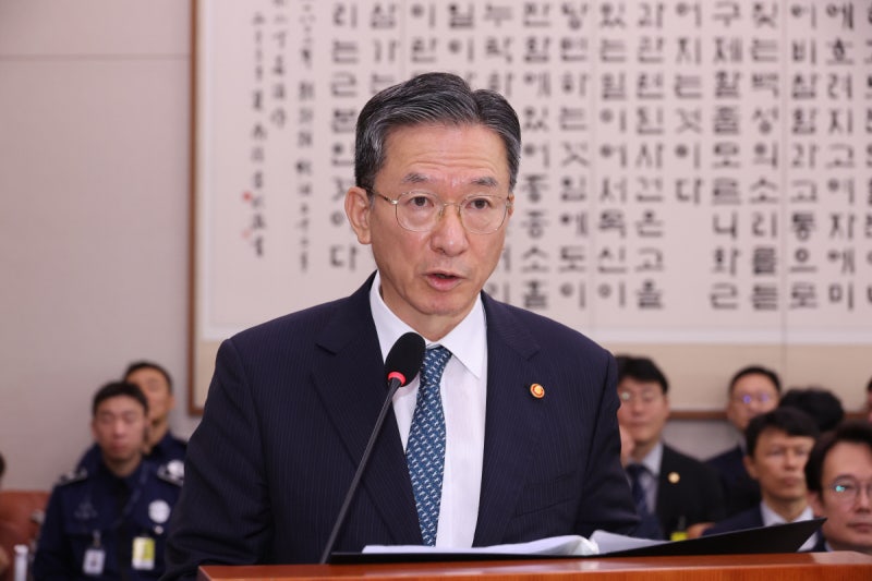 법무장관 결정·검찰 내부문제 수사 ‘최초’…검찰개혁 동력 되나