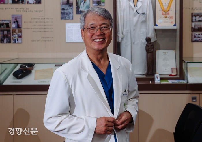 더 낮게 더 가까이…“매일 매일이 기적이죠”