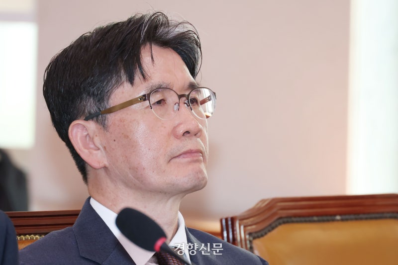 <b>오동운 공수처장</b>, 출석일 하루 미뤄 다음달 1일 <b>특검</b> 조사