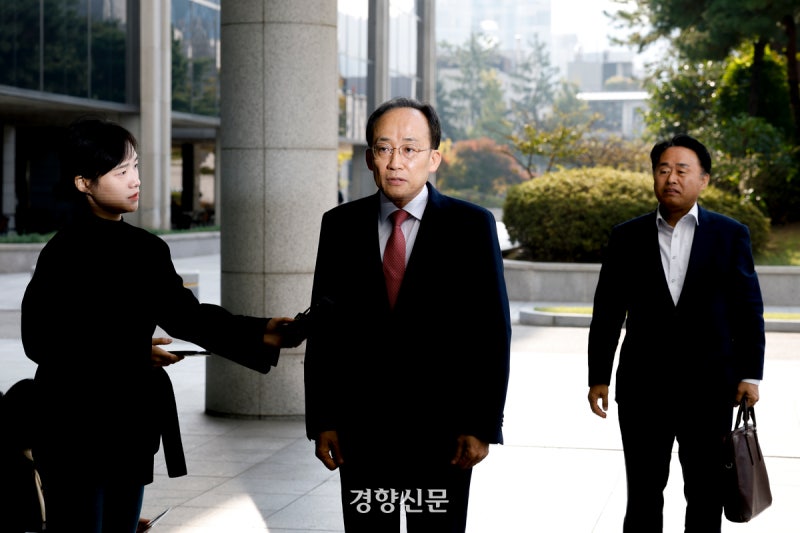 [여적]‘피의자 추경호’ 내란특검 출석