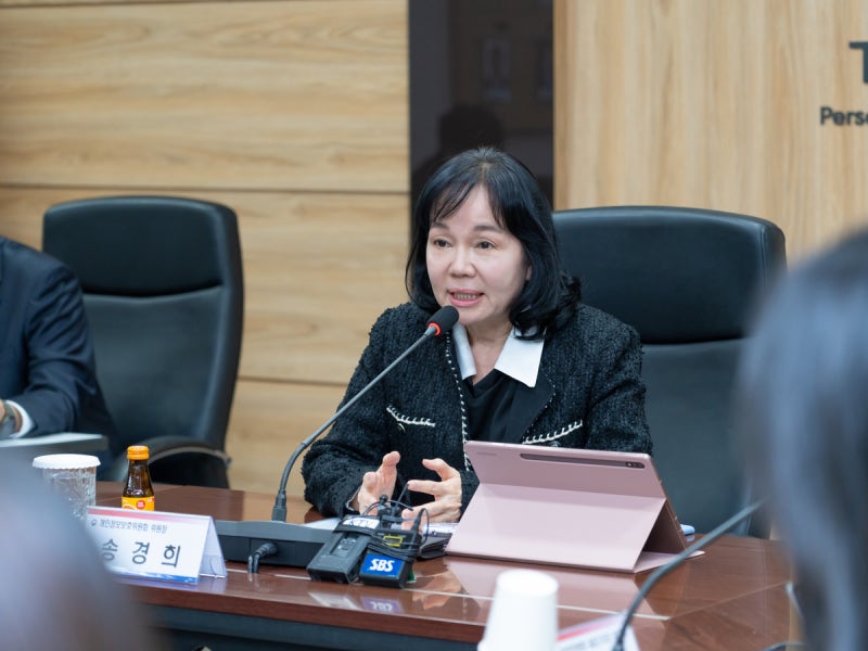 송경희 <b>개인정보</b>위원장 “<b>정보</b>보호 선제 투자 기업에 확실한 인센티브...