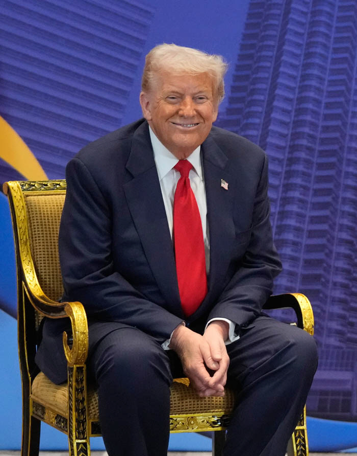 트럼프, 노벨상 대신 ‘FIFA 평화상’?