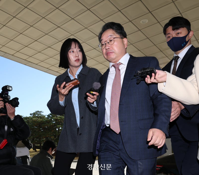 [속보]<b>노만석</b> “검사 <b>징계</b> 논의 <b>멈춰달라</b>”···퇴임 순간까지 ‘검찰...