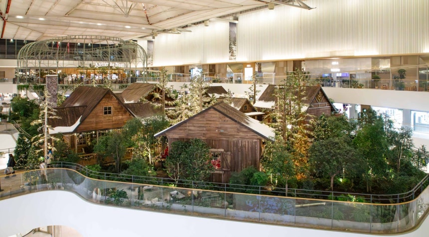 현대백화점 더현대 서울 5층 사운즈 포레스트에 조성된 ‘해리의 크리스마스 공방’ 전경. 현대백화점 제공