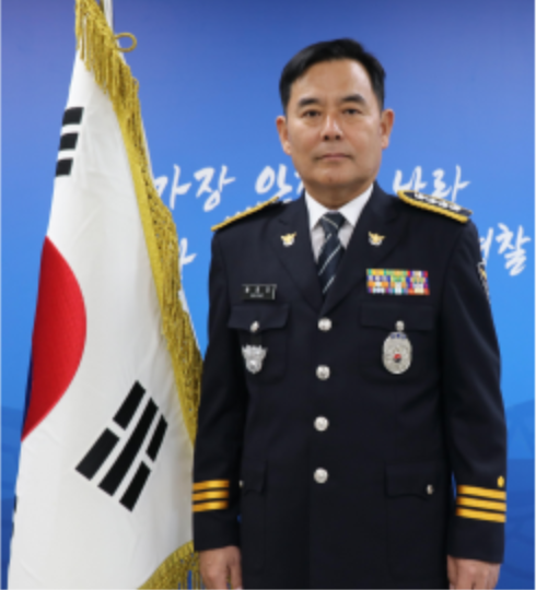 경찰 ‘<b>헌법존중TF</b>’ 실무팀장에···윤 정부 때 총경회의로 좌천됐던...