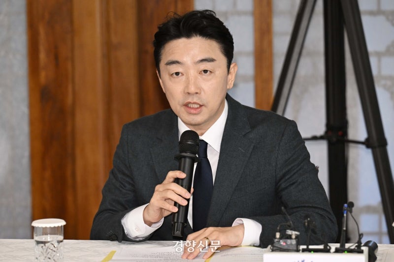 강훈식, <b>양양</b> ‘계엄놀이’ <b>갑질</b> <b>공무원</b> 논란에 “범죄행위 감사·수사...