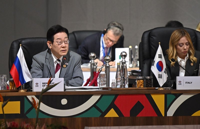 이 대통령 “WTO 기능 회복은 모두에게 이익···‘<b>AI</b> 기본사회’ 위해...