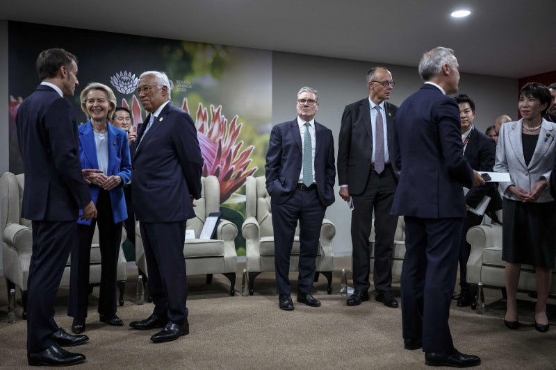 미·우크라·EU, 제네바서 ‘러·우크라 종전안’ 조율