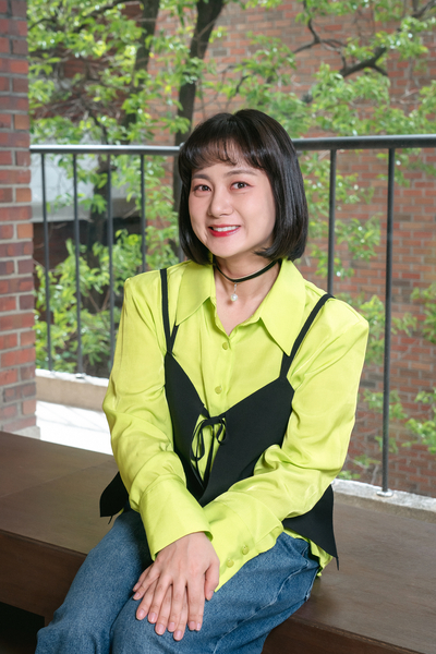 <b>박나래</b> ‘갑질’ 의혹에···“매니저들이 수억원 요구, <b>법적 대응</b>할 것...