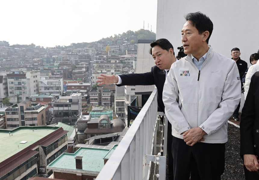 재개발 사업지 점검하는 오세훈 서울시장.연합뉴스 자료사진.