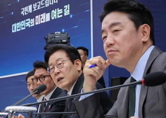 이재명 대통령이 지난 12일 세종시 정부세종컨벤션센터에서 열린 국토교통부 업무보고에서 발언하고 있다. 연합뉴스