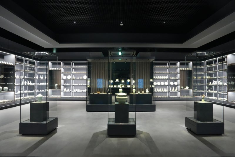 바다에 잠겼던 도자기를 다시, 함께 본다…국립박물관 첫 도자기 전문 전시관에서