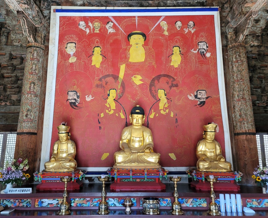 국가지정문화유산 보물로 지정 예고된‘양산 신흥사 석조석가여래삼존좌상 및 복장유물.국가유산청 제공