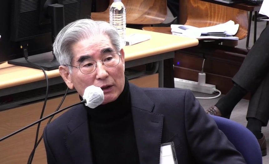 김용현 전 국방부 장관이 지난달 30일 서울 서초구 서울중앙지법에서 윤석열 전 대통령의 내란 우두머리 혐의 속행 공판에 증인으로 출석해 발언하고 있다.서울중앙지법 제공