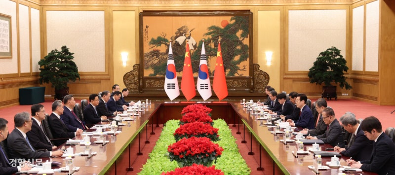 이 “한반도 평화 대안 모색” 시 “역사의 올바른 편에 서야”