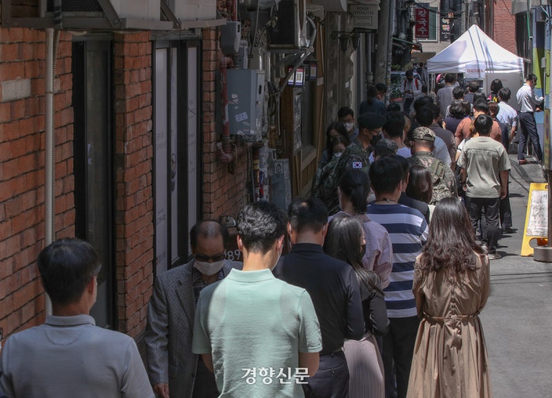 [김광호 칼럼] ‘정치적 이성’에 관하여