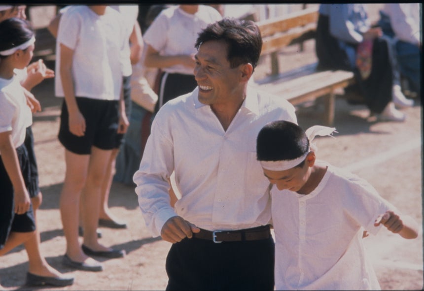 영화 <아름다운 시절>의 한 장면.경향신문 자료사진