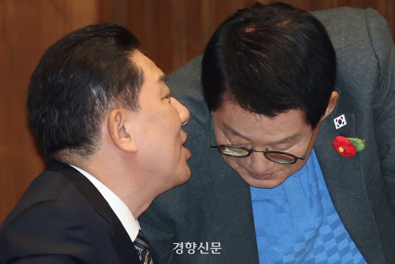 박지원 “김병기 정치적으로 끝났다…제가 더이상 잔인할 수 없다”