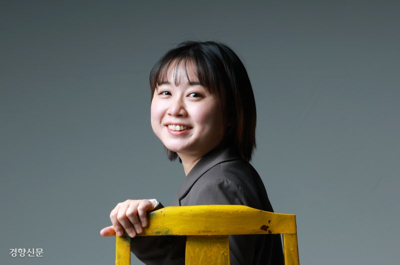 2026 경향신문 신춘문예 당선자 인  터뷰…김남주 시인·이정원 소설가·박상현 평론가