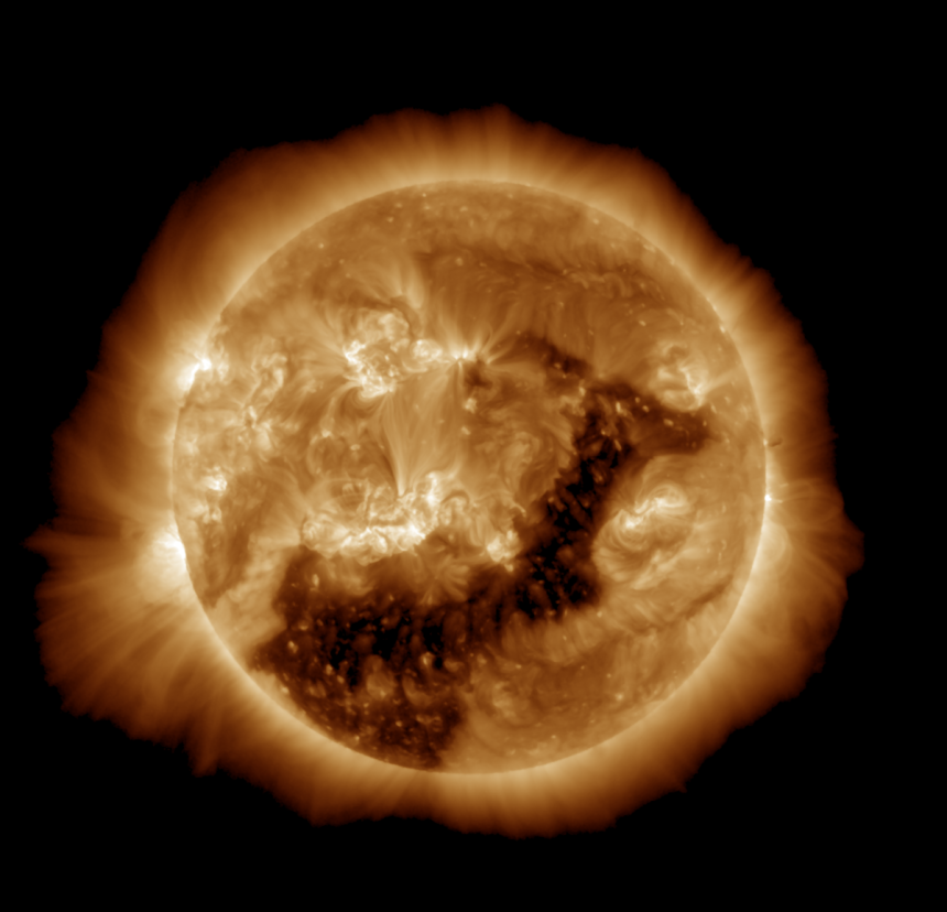 19일(현지시간) 미국 항공우주국(NASA) 관측 위성이 찍은 태양 모습.미국 국립해양대기청(NOAA) 제공