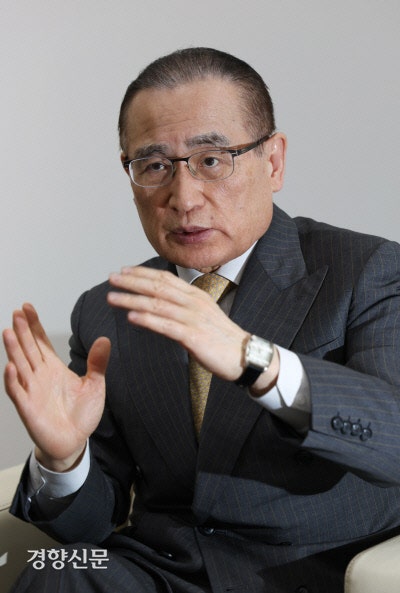 “외교·안보는 전문 영역…이념성·아마추어리즘 넘어야”