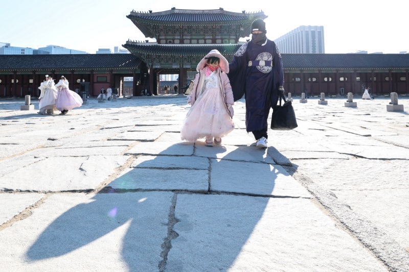 고궁 거닐며 역사 속으로, 박물관에선 민속놀이 한판[설, 뭐 할까]