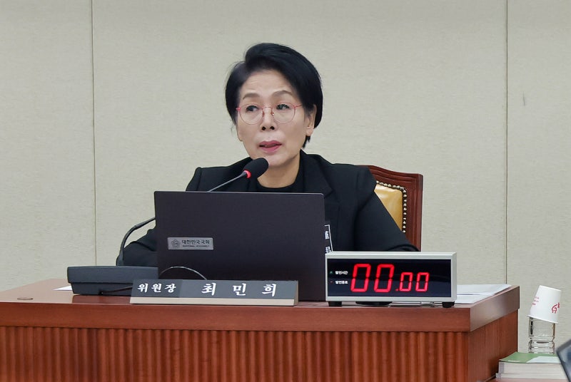 [속보]민주당, ‘자녀 결혼식 축의금’ 최민희에 ‘경고’···장경태엔 “더 조사”