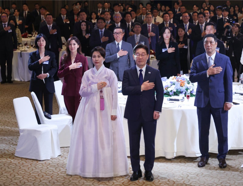 대외적으로 ‘평화·공존’ 강조…대내적으론 ‘통합’ 재천명