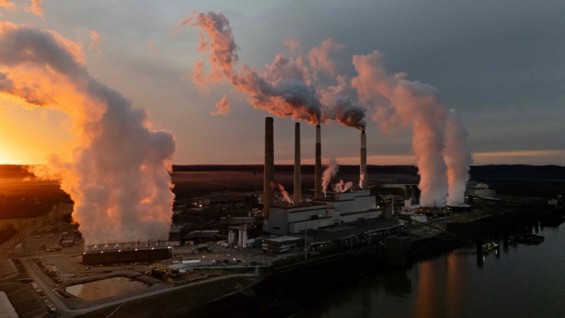 ‘수은 빗장’ 활짝 연 트럼프, 미국 사회 “건강 위협” 부글