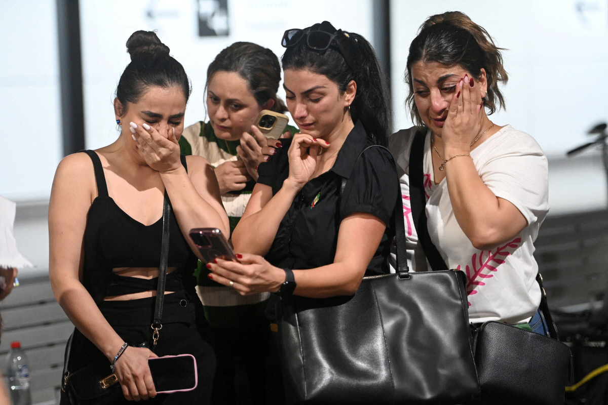 이란 여자축구 선수 ‘추가 망명’…총 6명 ‘호주 체류’